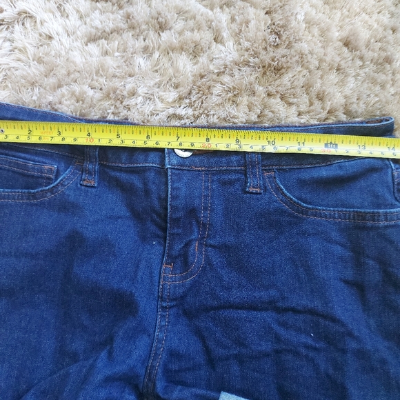 Short Vans - Picture 3 of 4